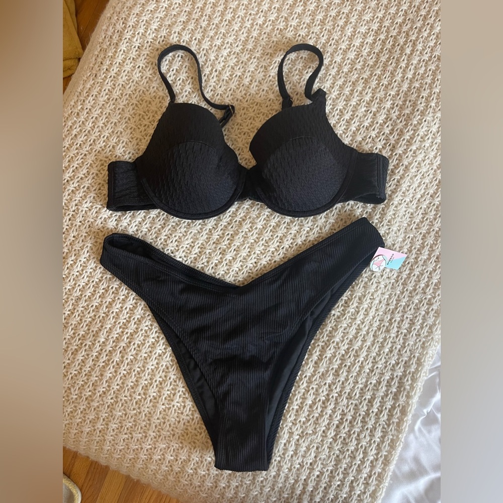 Black bikini. bottoms never worn top worn two times